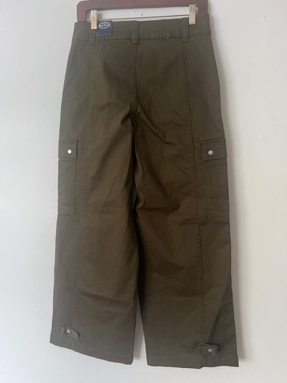 Scoop brand women’s  Cargo Wide-Leg Pants w/Utility Pockets, olive green, size 2 - Picture 6 of 6